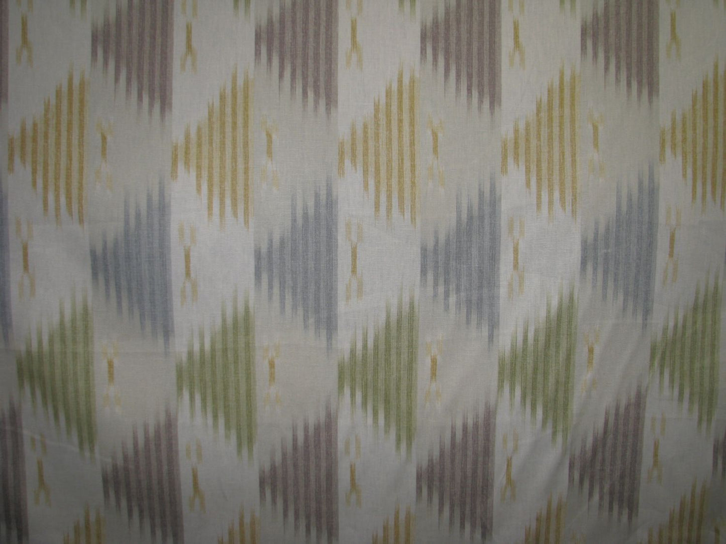 Linen Triangle Printed Fabric